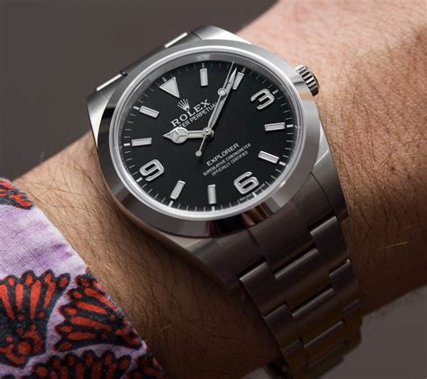 Rolex Explorer I 214270 39mm Review .